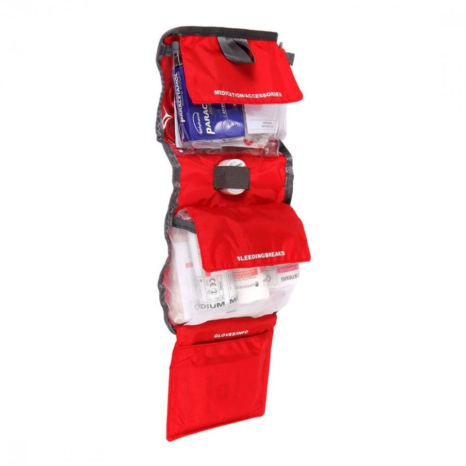 LIFESYSTEMS Waterproof First Aid Kit 2 LIFESYSTEMS Waterproof First Aid Kit - Image 2